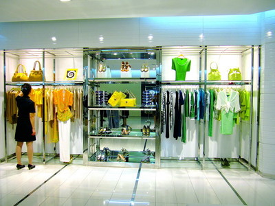 內(nèi)蒙古零售市場(chǎng)大調(diào)查 百貨商場(chǎng)面臨洗牌，化妝品零售成新焦點(diǎn)